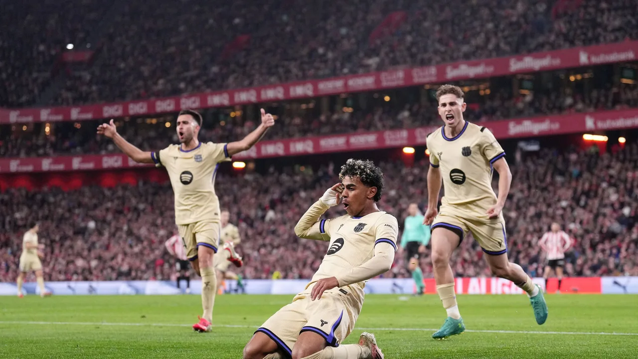 توقيت مباراة نيوكاسل يونايتد وبرشلونة في ذهاب دور الـ16 من دوري الأبطال